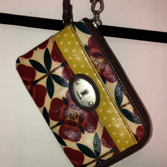 Fossil Wristlet - Picture 3 of 4